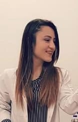 Dyt. Özge Toprak Profil Fotoğrafı