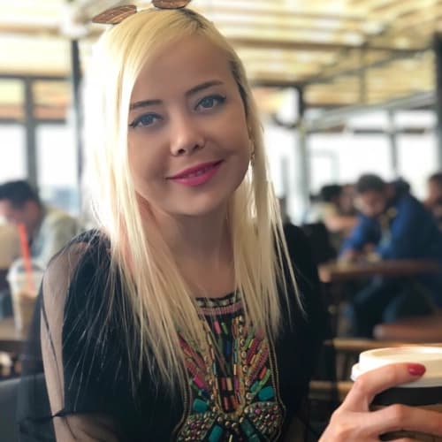 Dyt. Özge Arıkan Profil Fotoğrafı