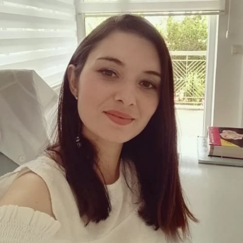 Fzt. Damla Bestelci Profil Fotoğrafı