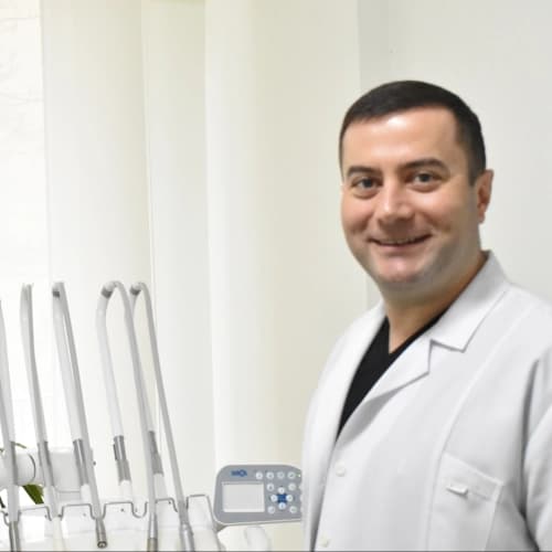 Dr. Dt. Ömür Öztürk Profil Fotoğrafı