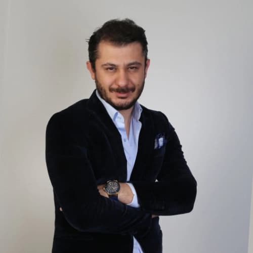 Uzm. Psk. Arif İlker Şahin Profil Fotoğrafı