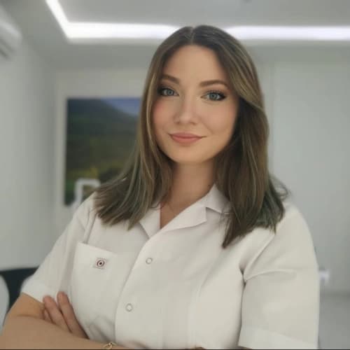 Dt. Meltem Kanat Profil Fotoğrafı