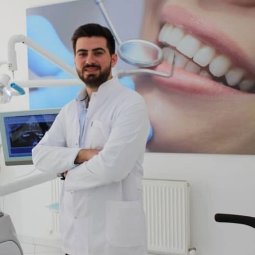 Dt. Özgür Çetinkaya