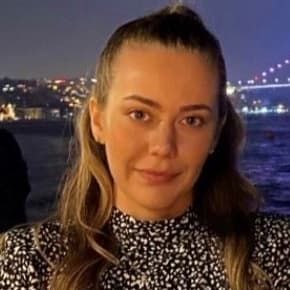 Klinik Psikolog Sude Yaşa Profil Fotoğrafı