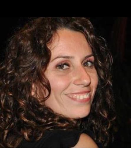 Uzm. Psk. Ayla Ercenk Profil Fotoğrafı