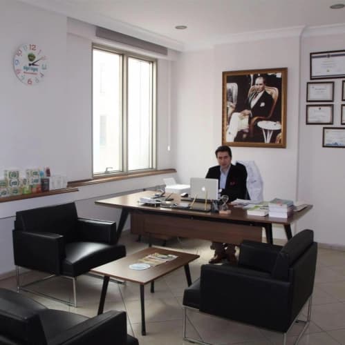 Uzm. Dyt. Mustafa Karaçay Profil Fotoğrafı