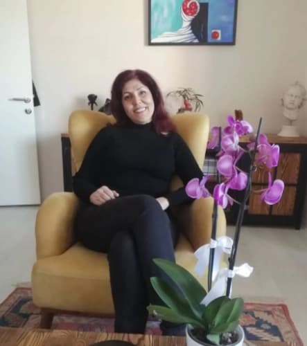 Dr. Özgül Yücalan Profil Fotoğrafı