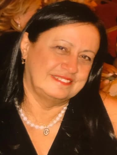 Prof. Dr. Dilek Dalat Profil Fotoğrafı
