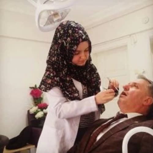 Dt. Emine Şeyma Bengiz Profil Fotoğrafı