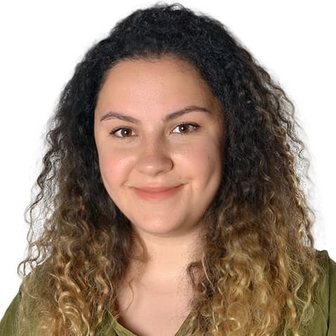 Psikoterapist Elif Aksar Profil Fotoğrafı