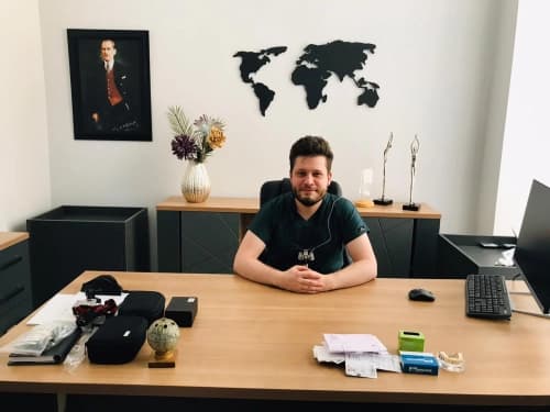Dt. Hasan Tezel Profil Fotoğrafı