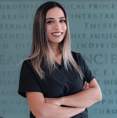 Dr. Dt. İlayda Hünler Dönmez Profil Fotoğrafı