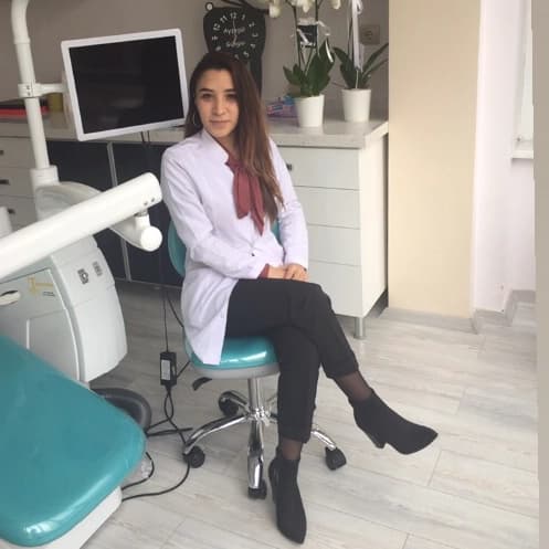 Dt. Ayşegül Güngör Profil Fotoğrafı