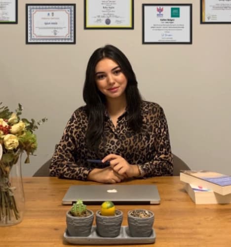 Klinik Psikolog Işılay Aygün Profil Fotoğrafı