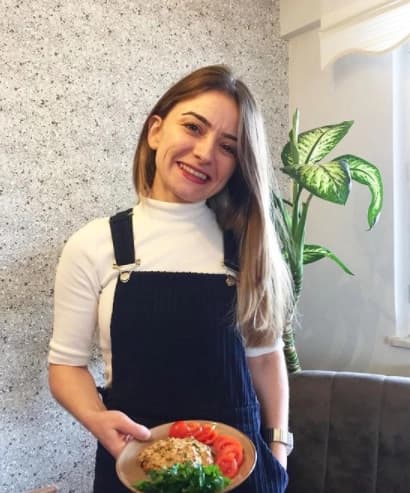 Uzm. Dyt. Ecem Şahin Profil Fotoğrafı