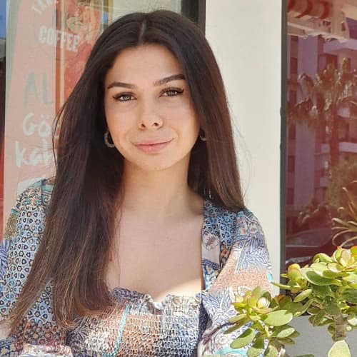 Dil ve Konuşma Terapisti İrem Yanar Profil Fotoğrafı