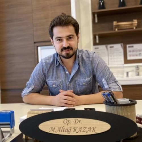 Op. Dr. Mehmet Altuğ Kazak