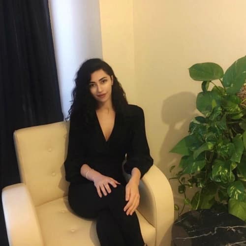 Klinik Psikolog Özge Yeşilova