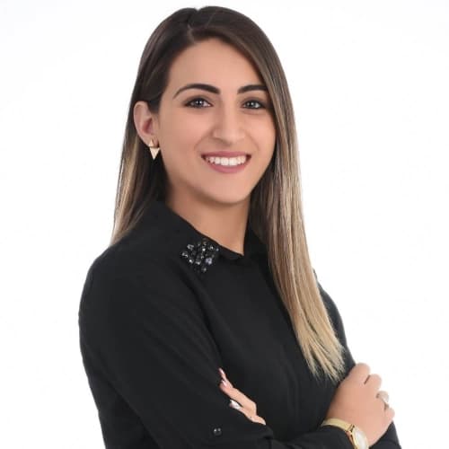 Klinik Psikolog Özge Sarıca Profil Fotoğrafı
