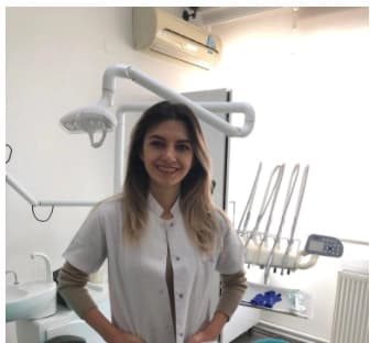 Dt. Beyza Hacıgençağaoğlu Profil Fotoğrafı
