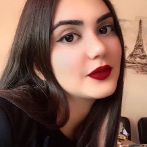 Psikoterapist İdil Ezici