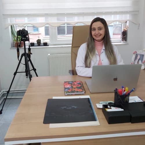 Dt. Ayşegül İNNECİ Profil Fotoğrafı