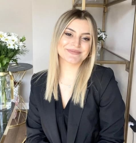 Psk. Aslıhan Şener Profil Fotoğrafı