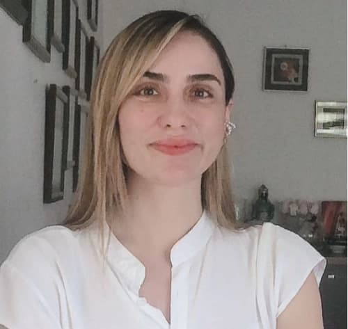 Op. Dr. Zehra İnce Profil Fotoğrafı