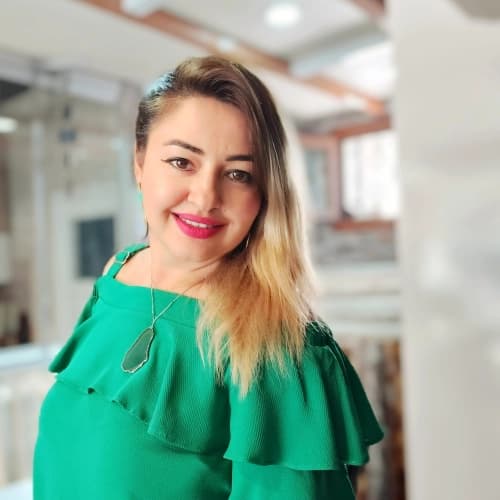 Aile Danışmanı Münevver Taşkın