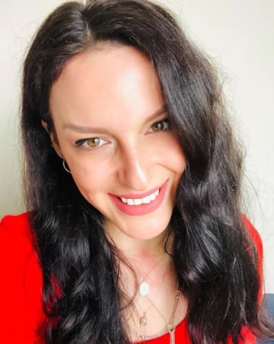 Klinik Psikolog Ezgi Çay