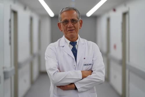 Uzm. Dr. Hayri C. Kara Profil Fotoğrafı