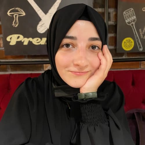 Ergoterapist Ayşenur Kandar Profil Fotoğrafı
