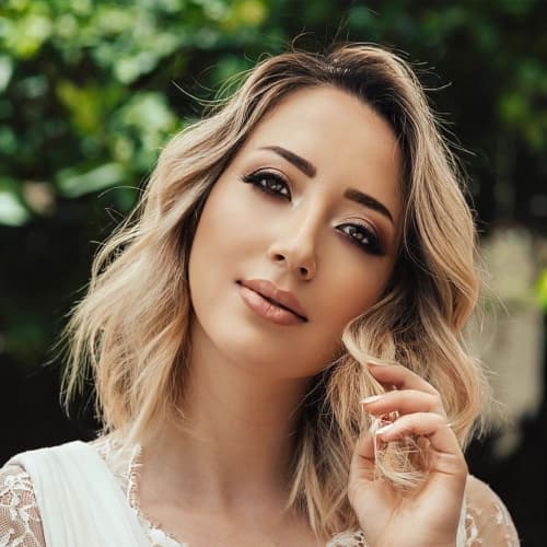 Dt. Ayşe Yıldırım Mucuk Profil Fotoğrafı