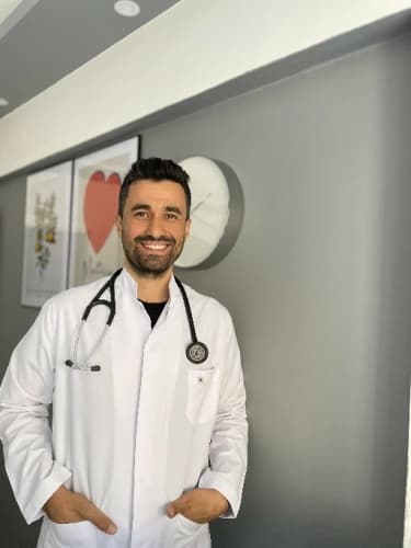 Uzm. Dr. Ali Manav Profil Fotoğrafı