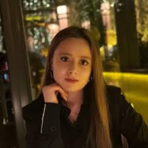 Dyt. Şeyma Üstünel