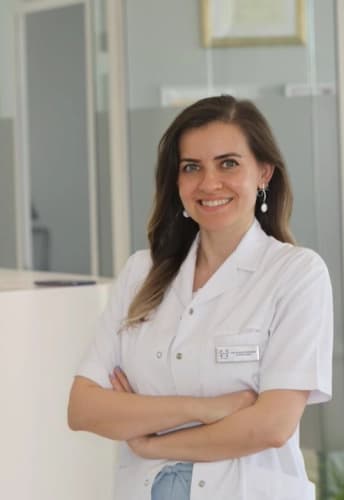 Uzm. Dt. Merve Terakye Aydın Profil Fotoğrafı