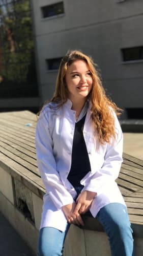Dyt. Esra Öztaşkın Profil Fotoğrafı