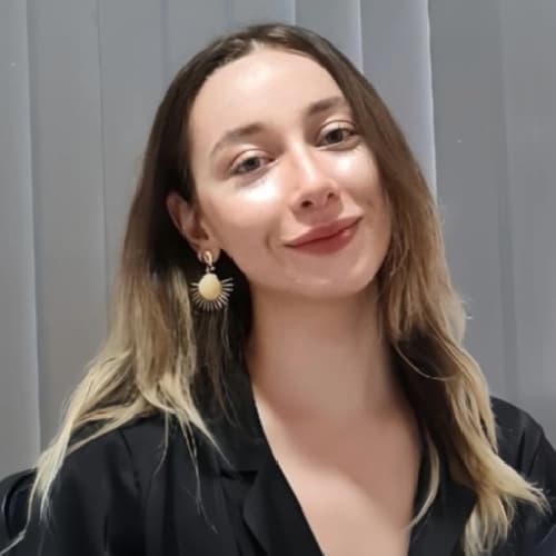 Ergoterapist Selenay Çaça