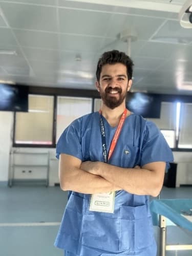 Uzm. Dr. Ali Rıza Uzgelir Profil Fotoğrafı