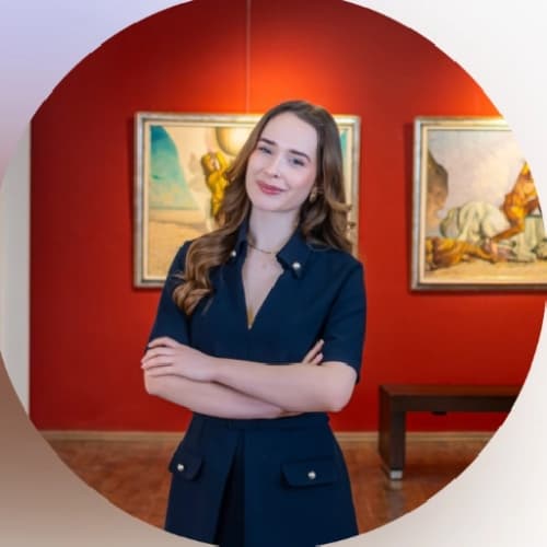 Dt. Esra Yavuz
