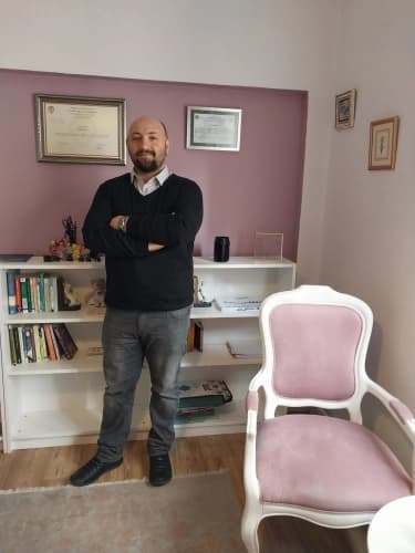 Uzman Aile Danışmanı Özgür Çataltepe Profil Fotoğrafı