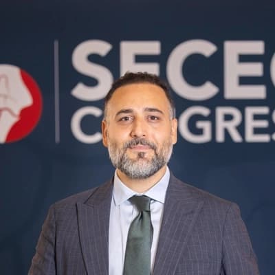 Doç. Dr. Nezih Ziroğlu Profil Fotoğrafı
