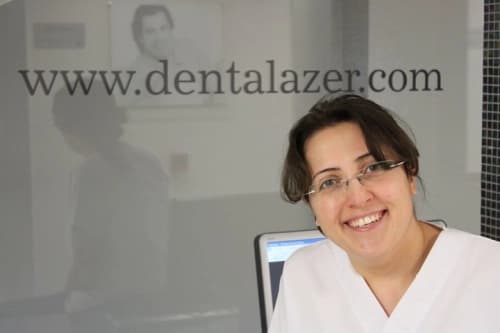 Dt. Özlem Özbiçki Akbaba Profil Fotoğrafı