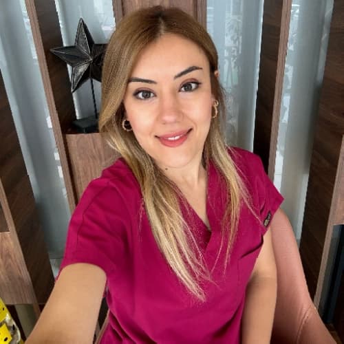 Dt. Esma Doğru Profil Fotoğrafı