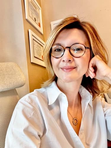 Uzm. Dr. Hacer Önvural Profil Fotoğrafı