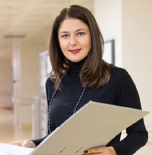 Op. Dr. İrem Şirin Profil Fotoğrafı