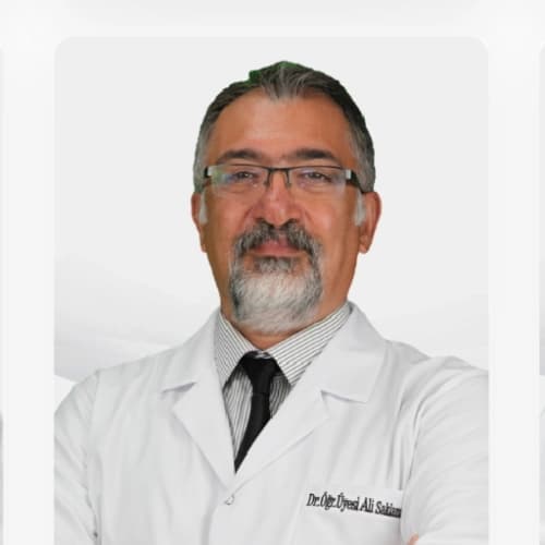 Doç. Dr. Ali Saklamaz
