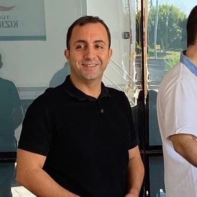 Dt. Mustafa Selek