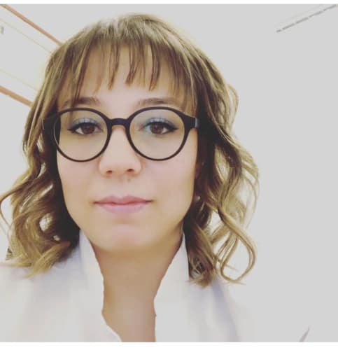 Dr. Dt. Tuğçe Yalnızoğlu Profil Fotoğrafı