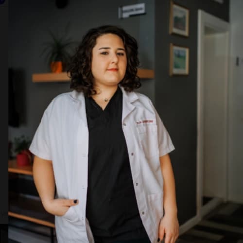 Dr. Dt. Dilan Işıldak Profil Fotoğrafı